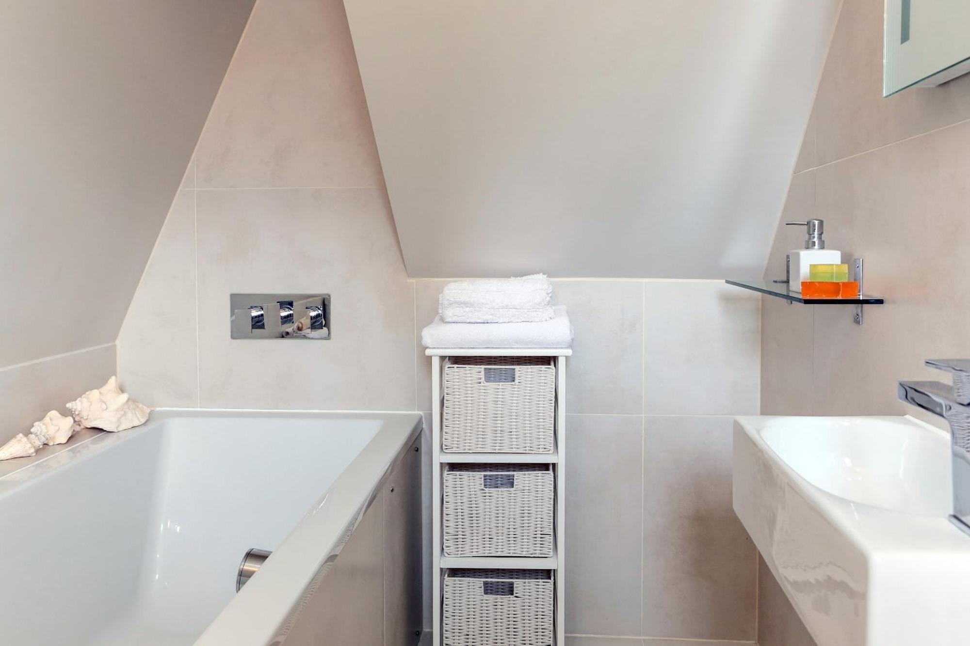 Madison Hill - White Hill House 5 - 3 Bedroom Flat لندن المظهر الخارجي الصورة